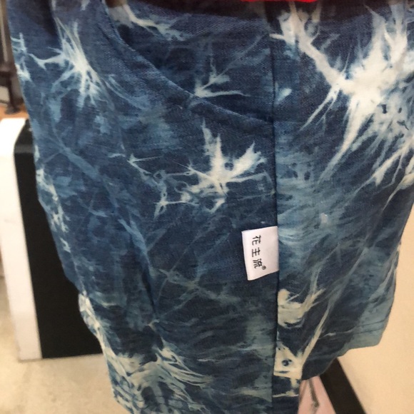 Designed Top and Mini Skirt Connect in One Piece - Picture 11 of 11